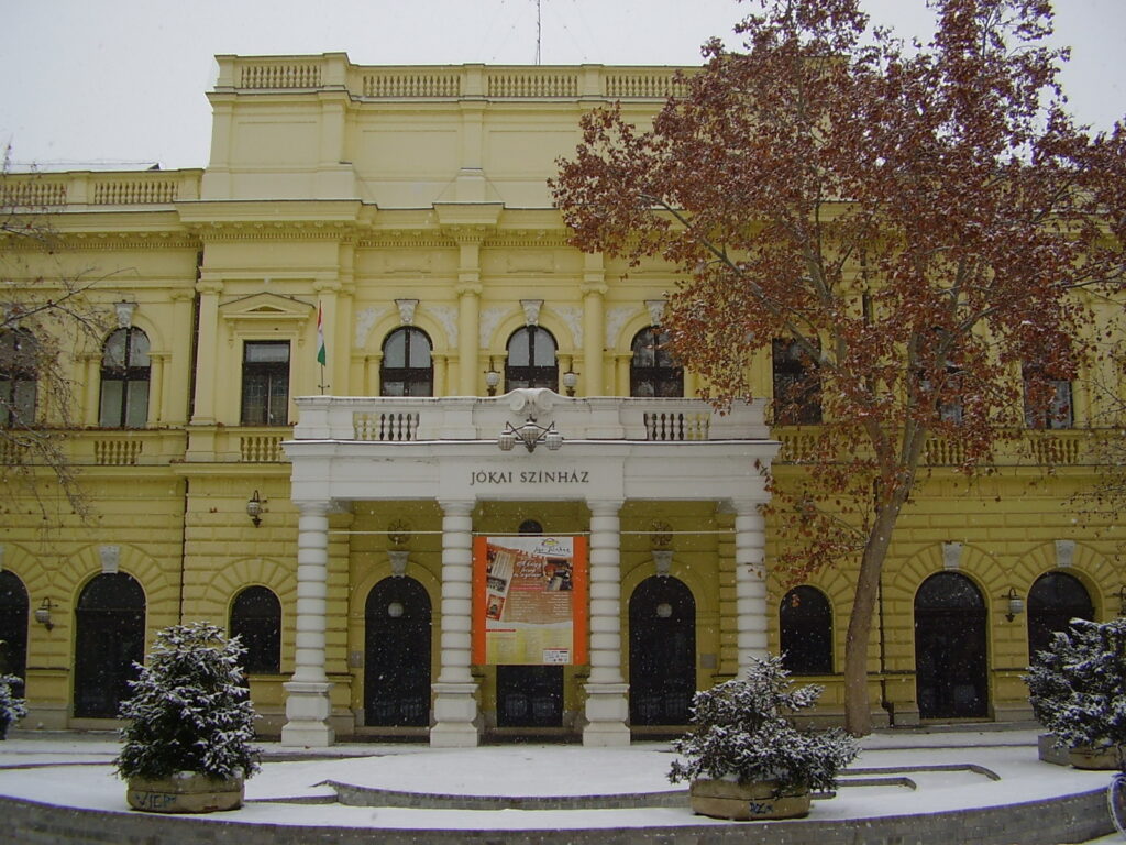 békéscsaba jókai színház